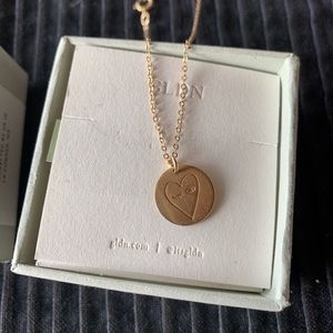 GLDN cheeky heart necklace